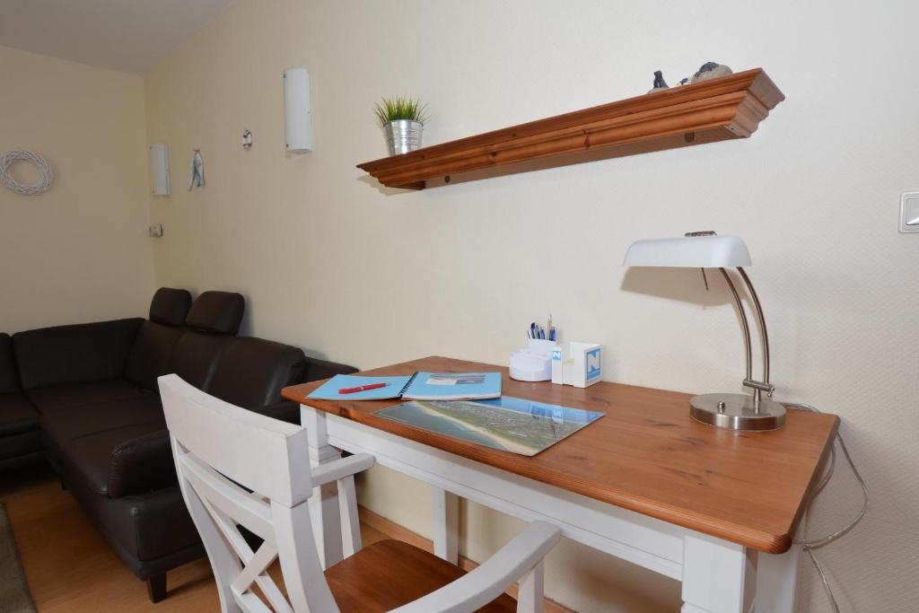 Sattler-s-Hauk room 1